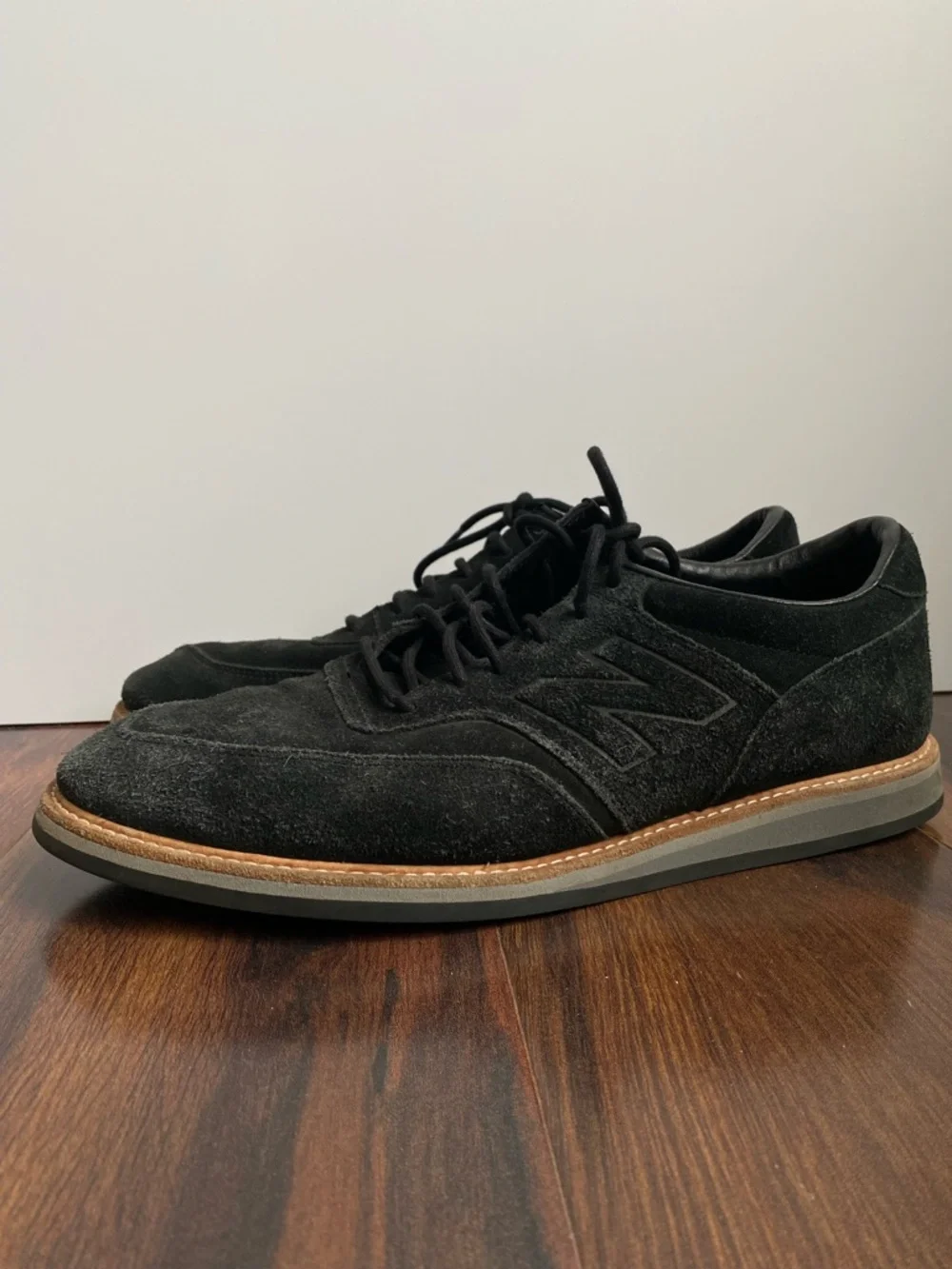 New Balance Black Suede Leather Oxford Casual Dress Sneakers MD1100BK Size 10
